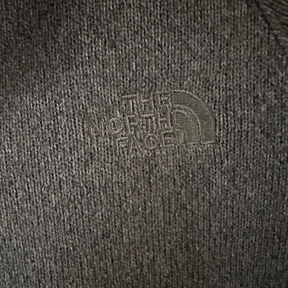 The North Face gray zip up sweater - Picture 4 of 10